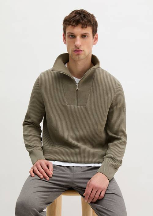 Troyer regular Frozen Taupe in Frontalansicht