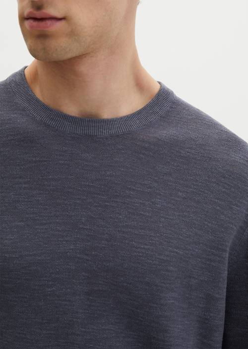 Sweater regular Faded Blue in detail view