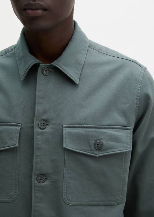 Sateen-Overshirt Skipping Stone in Detailansicht