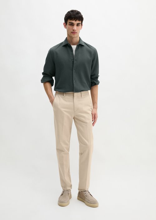 Dobby shirt shaped — Skipping Stone