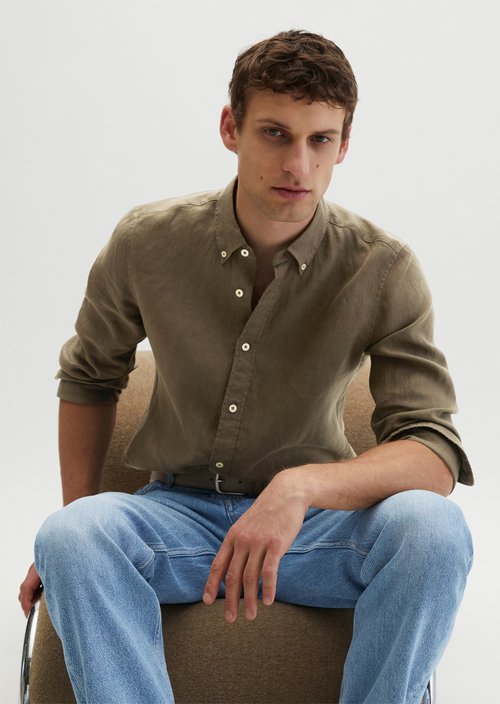 Button-down shirt shaped — Dark Nickle