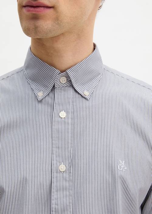 Regular shirt Medium Green in detail view