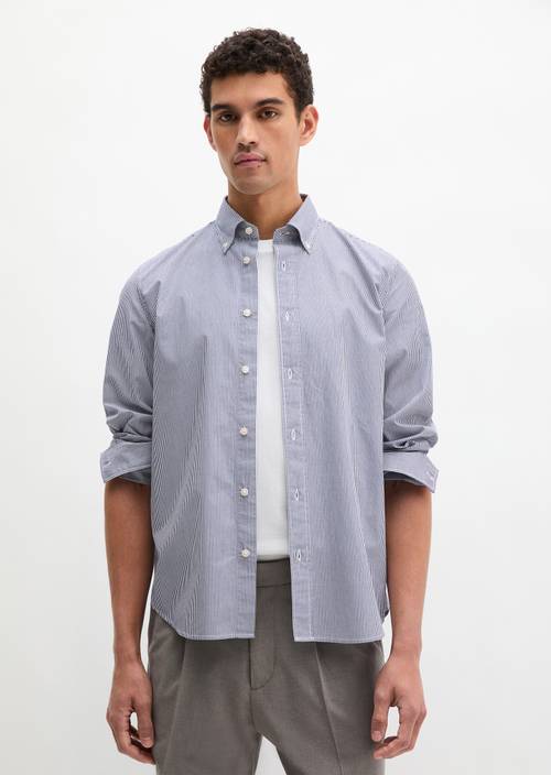 Regular shirt Medium Blue in front view