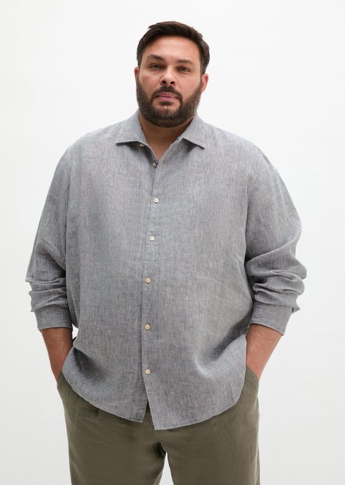 Shark collar shirt shaped — Medium Blue
