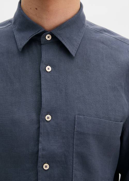 Kent collar shirt regular Faded Blue in detail view