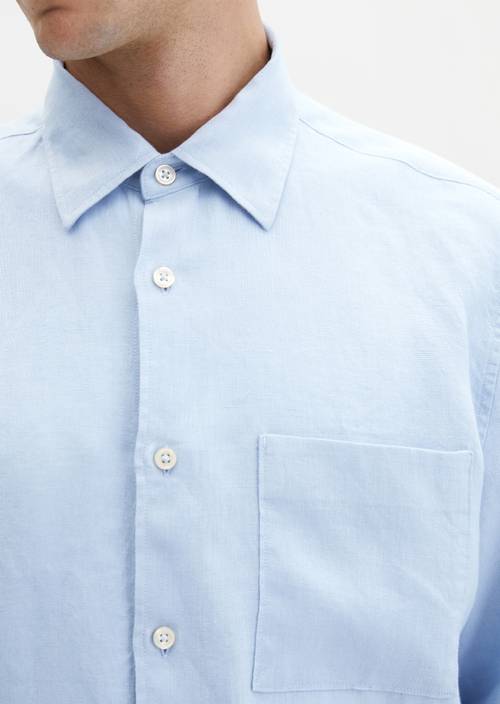 Camisa cuello Kent regular Dusted Blue en vista detallada