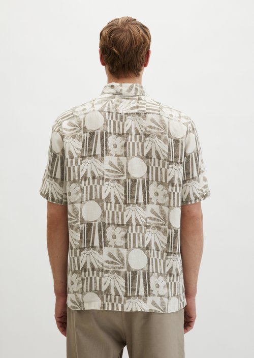 Regular short-sleeved linen shirt — Light Brown (alternate view)