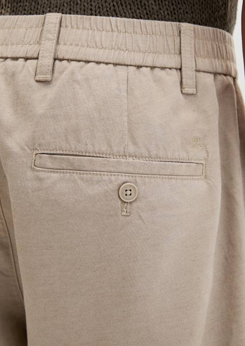 Pantaloncini modello Eksjö jogger pieghe rilassate Charleston Gray in vista dettagliata
