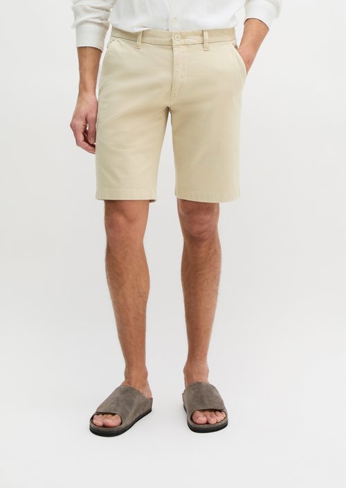 Shorts model Reso Jogger regular — Light Oat