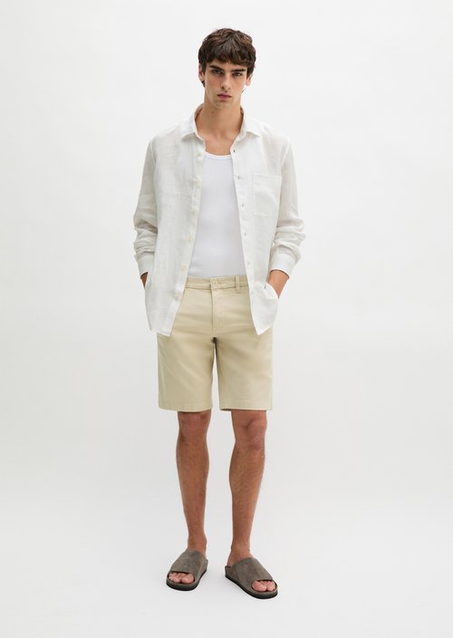 Shorts model Reso Jogger regular — Light Oat