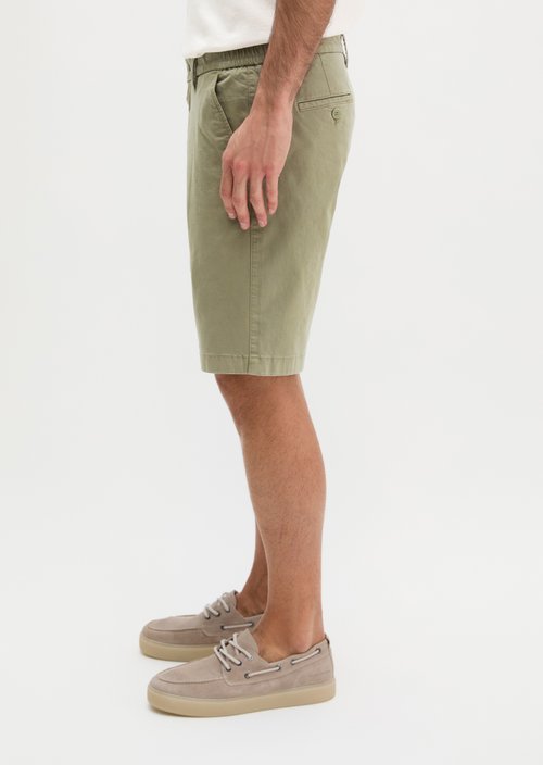 Shorts model Reso Jogger regular — Avery Fern