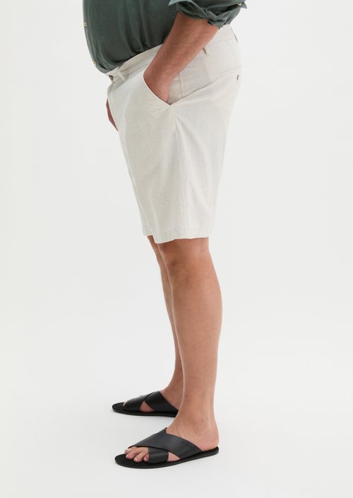 Shorts model Reso Jogger regular — Light Beige