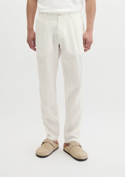 Linen pants model Osby jogger pleats — Silky White