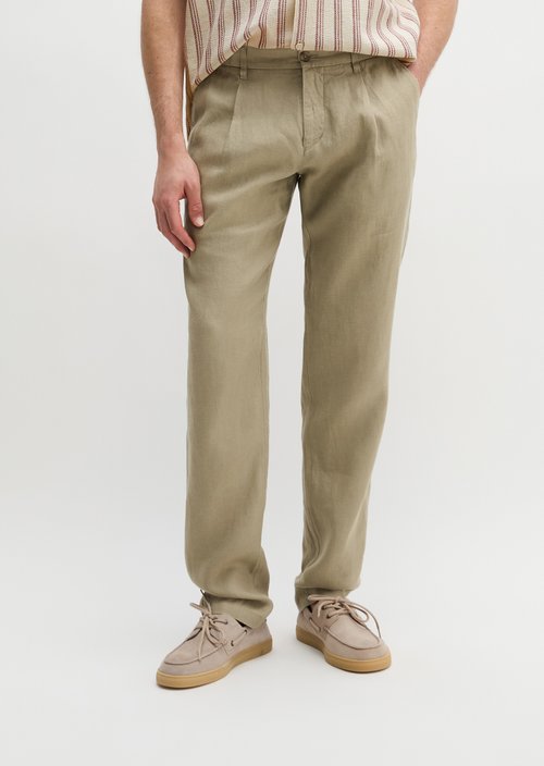 Linen pants model Osby jogger pleats — Charleston Gray