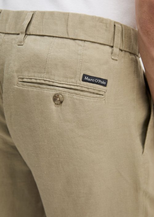 Linen pants model Osby jogger pleats — Charleston Gray