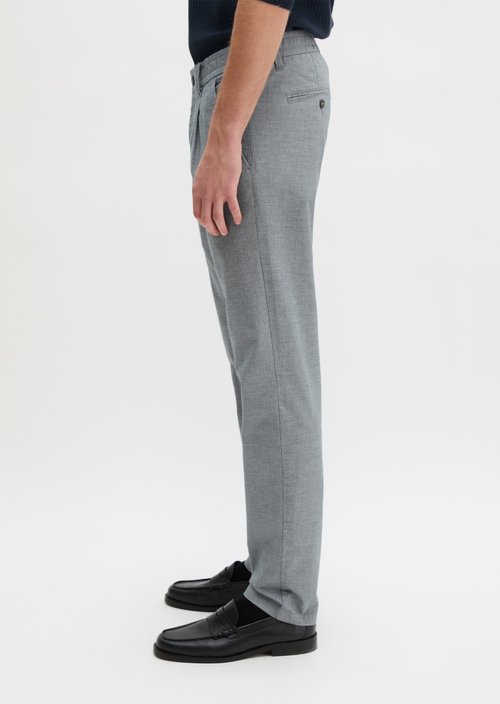 Chino Model Stig Jogger pleats shaped — Light Blue