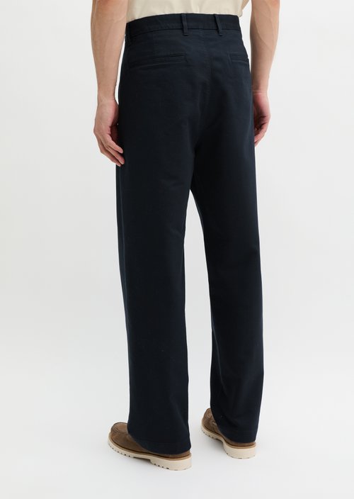 Chino model Mossbo wide — Dark Navy