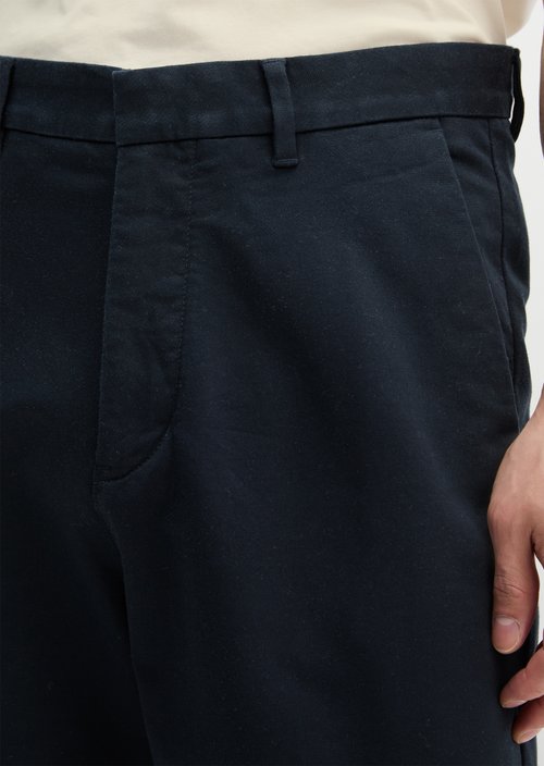 Chino model Mossbo wide — Dark Navy