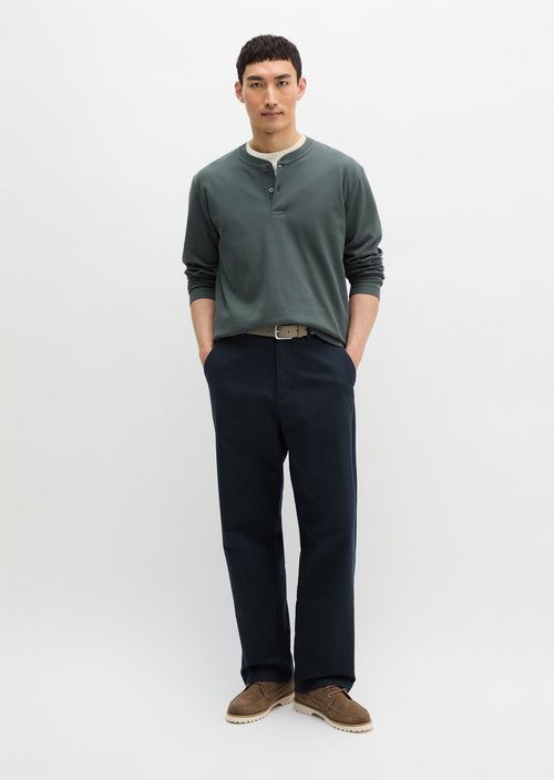Chino model Mossbo wide — Dark Navy