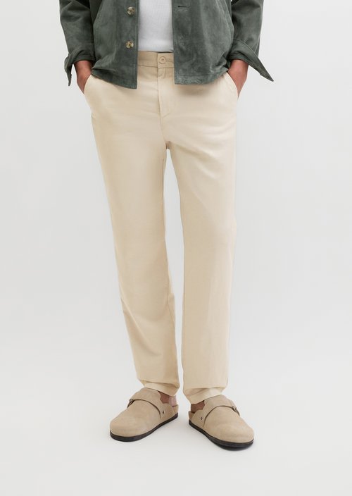 Chino Model Osby Tapered Joggers — Light Oat
