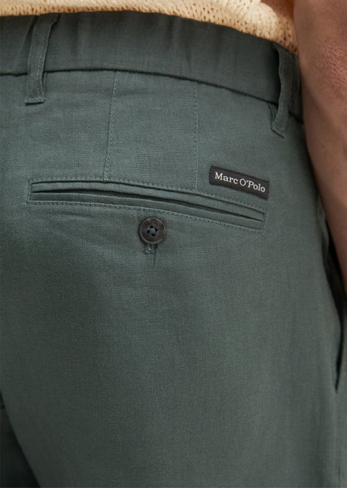 Linen pants model Osby jogger pleats — Skipping Stone