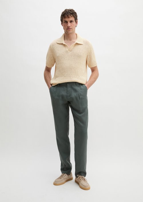 Linen pants model Osby jogger pleats — Skipping Stone