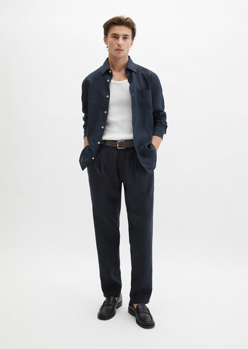 Linen pants model Osby jogger pleats — Dark Navy