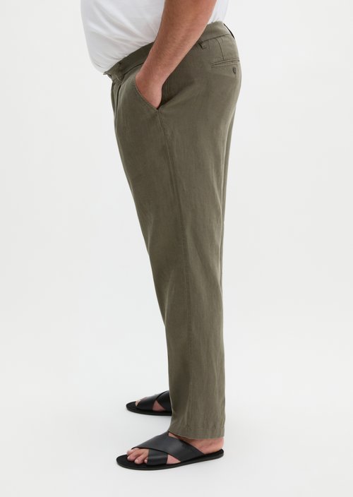 Linen pants model Osby jogger pleats — Dark Nickle