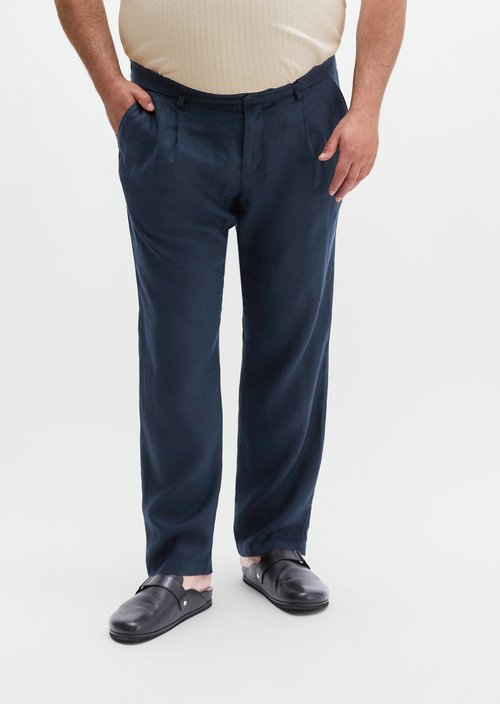 Linen pants model Osby jogger pleats — Dark Navy