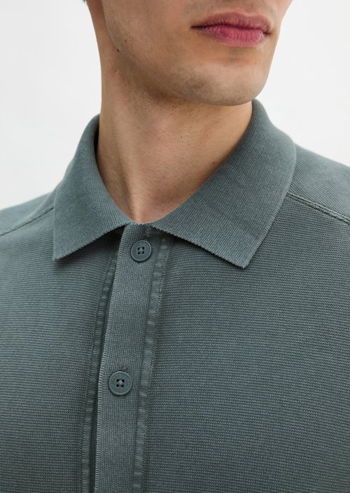 Regular knit shirt — Skipping Stone