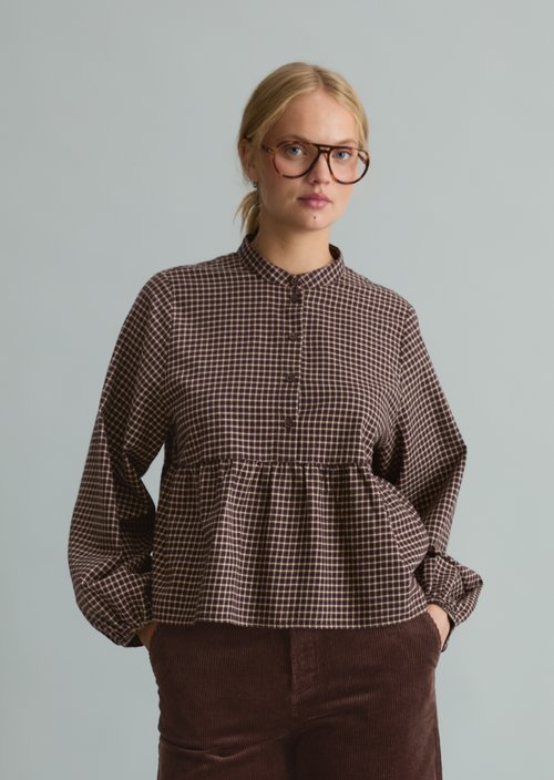 Relaxed-Fit Flannel Blouse — Black