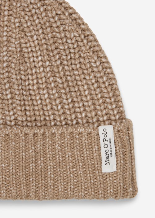 Knitted hat — Earthy Taupe
