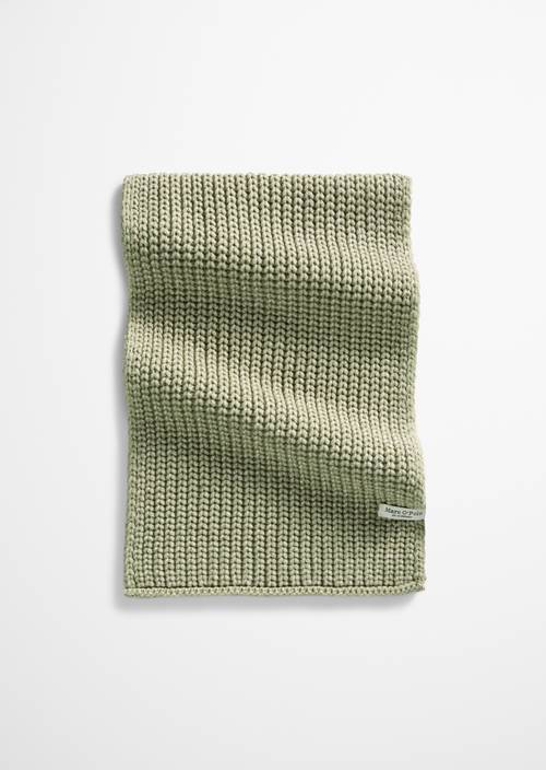 Strickschal Smooth Sage in Frontalansicht