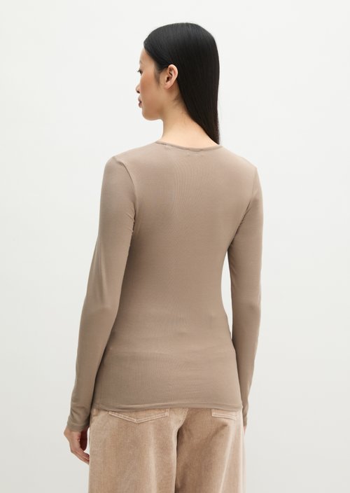 Slim-fit long-sleeve shirt — Earthy Taupe