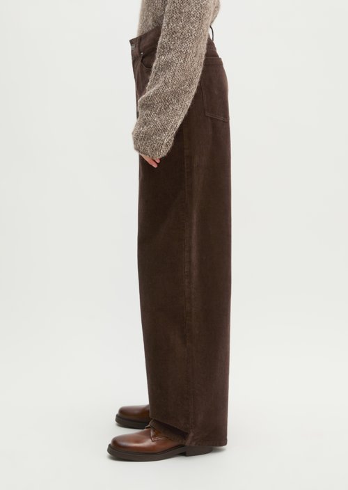 Straight-leg corduroy pants — Burnt Coffee