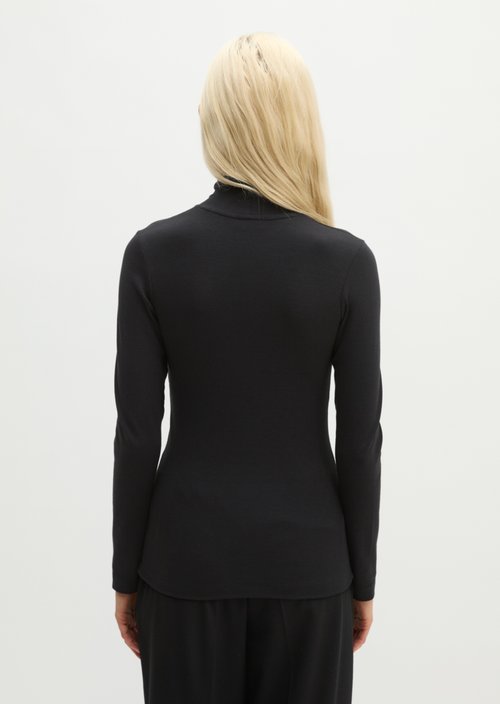 Slim-fit long-sleeve shirt — Black