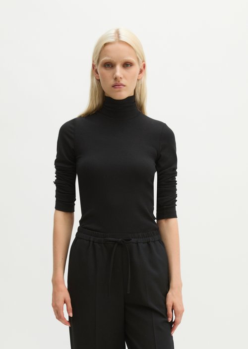 Slim-fit long-sleeve shirt — Black