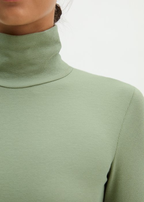 Slim-fit long-sleeve shirt — Quiet Pine