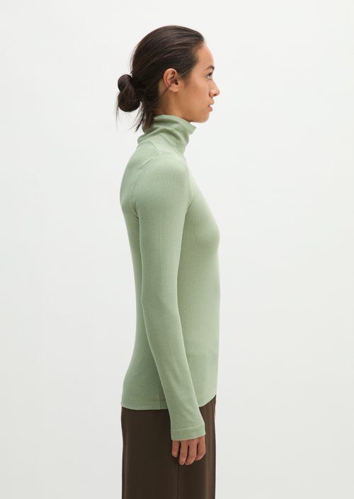 Slim-fit long-sleeve shirt — Quiet Pine