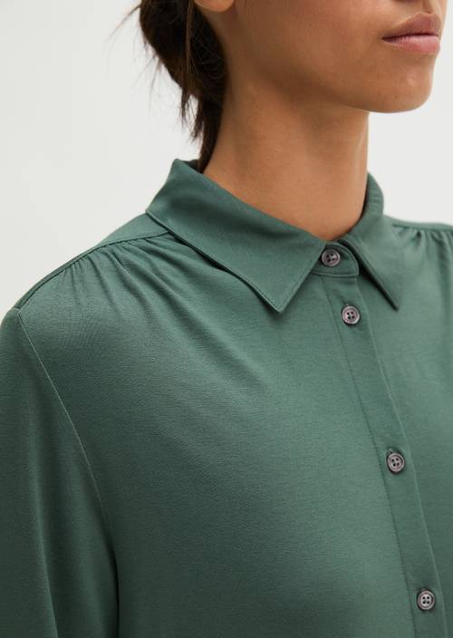 Relaxed-Fit Jersey Blouse Quiet Pine in detail view