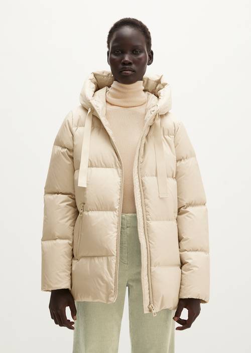 Regular-Fit Quilted Down Jacket with Hood Smokey Sands in front view