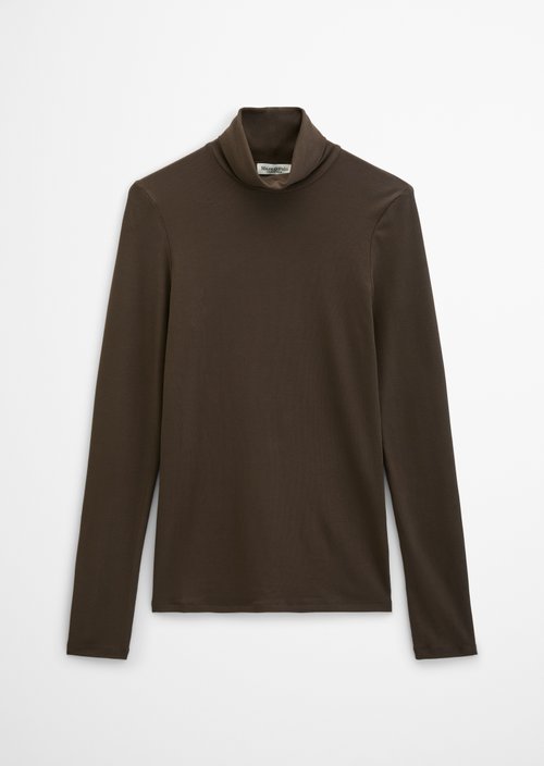 Slim-Fit Long-Sleeve Turtleneck — Burnt Coffee