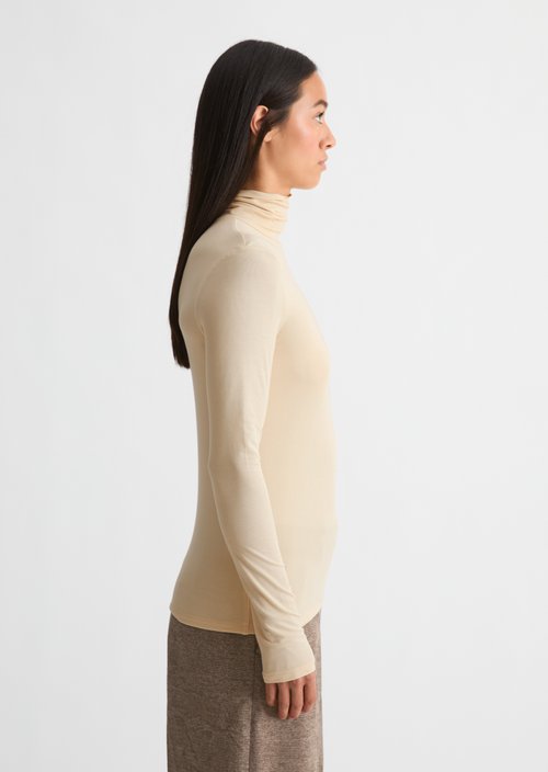 Slim-Fit Long-Sleeve Turtleneck — Smokey Sands