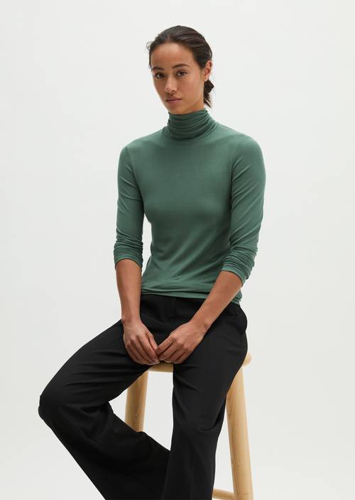 Slim-fit longsleeve met col Quiet Pine in vooraanzicht