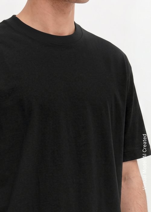 Relaxed T-shirt — Black