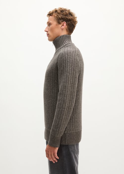 Regular-Fit Knitted Turtleneck — Dark Brown