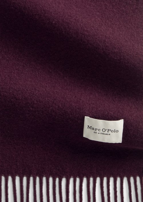 Gewebter Wollschal — Black Cherry