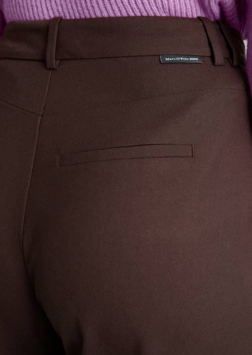 Twill-Hose wide Espresso Brown in Detailansicht