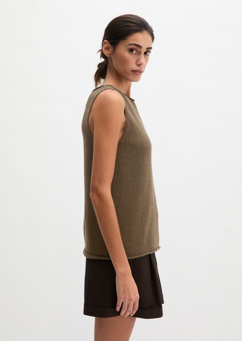 Sleeveless sweater regular — Burnt Coffee Melange