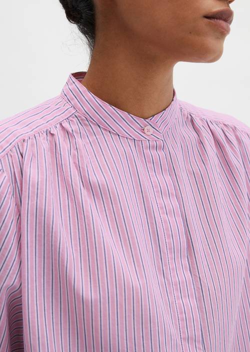 Streifenbluse regular Medium Pink in Detailansicht